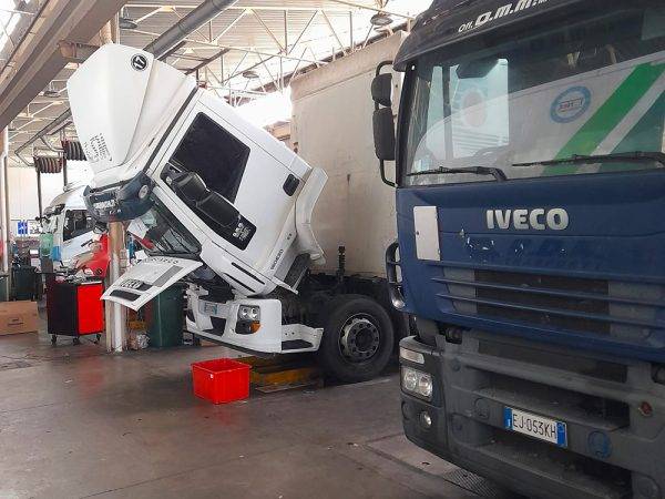 Gruppo Eurocivi - Officine IVECO - Gallery 07